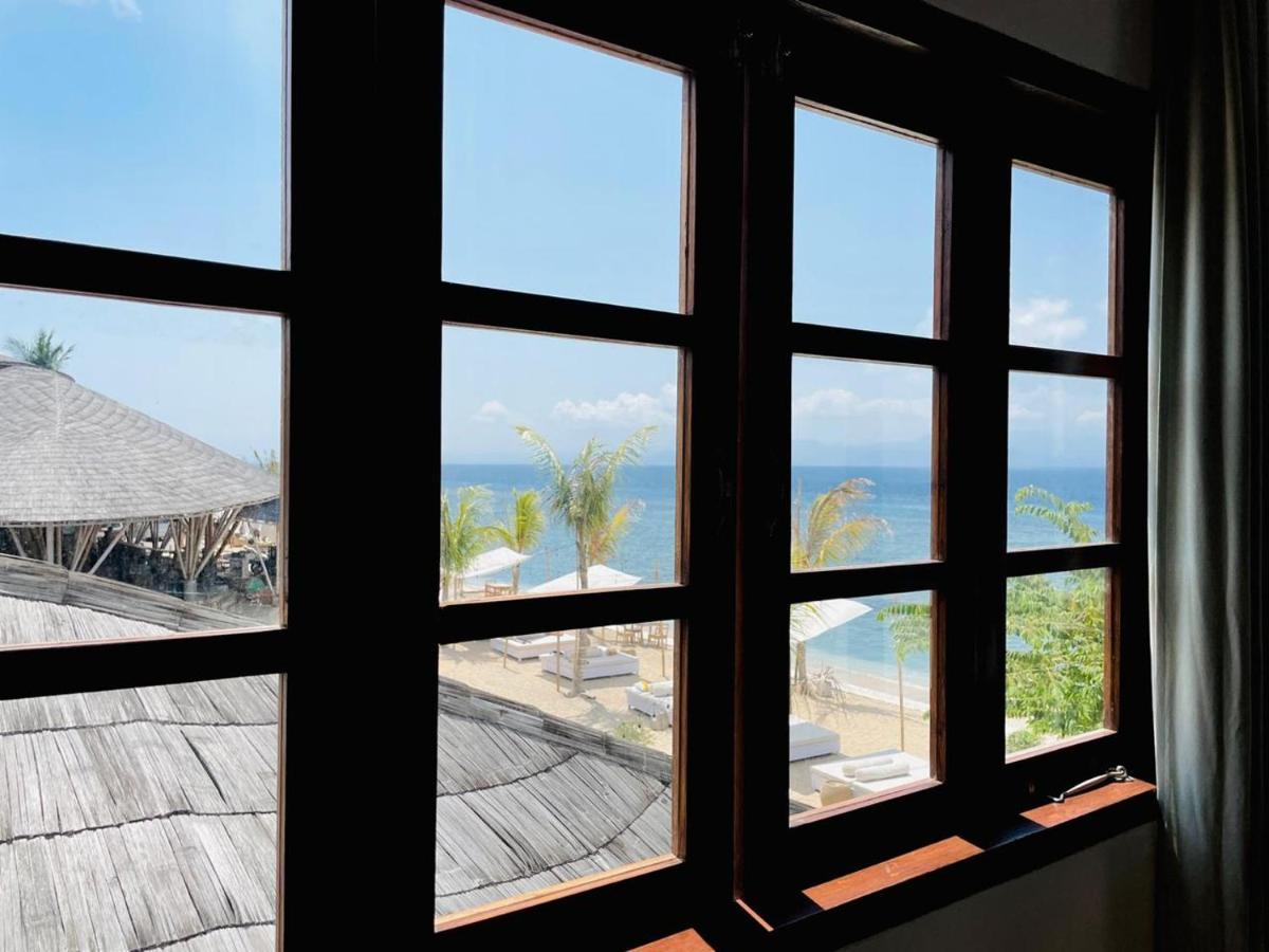 La Flaner Beachfront Nusa Penida Apartment